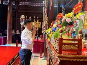 TRƯỜNG TIỂU HỌC BẾ VĂN ĐÀN  THẮP SÁNG ĐẠO LÝ "UỐNG NƯỚC NHỚ NGUỒN" NHÂN KỶ NIỆM 79 NĂM NGÀY THƯƠNG BINH - LIỆT SĨ (27/7/1947 - 27/7/2026)