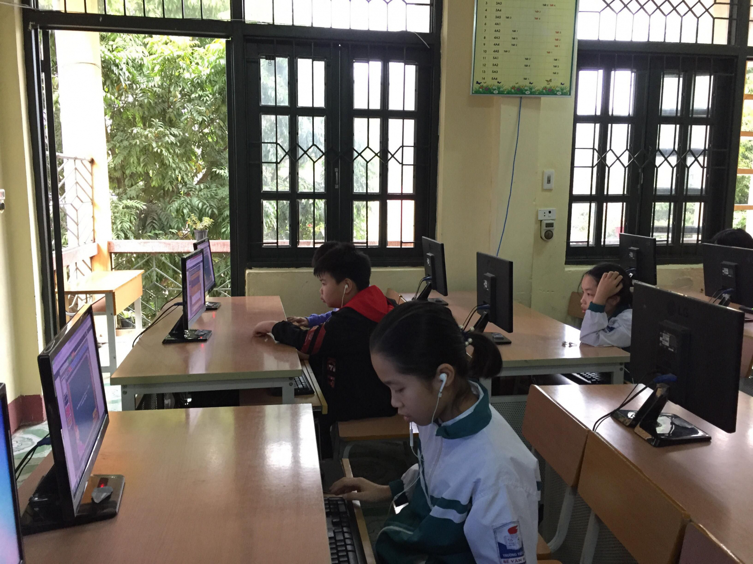 TRƯỜNG TIỂU HỌC BẾ VĂN ĐÀN THÔNG BÁO LỊCH THI CỤ THỂ MÔN TOÁN VIOLYMPIC TRÊN MẠNG INTERNET CẤP TÍNH