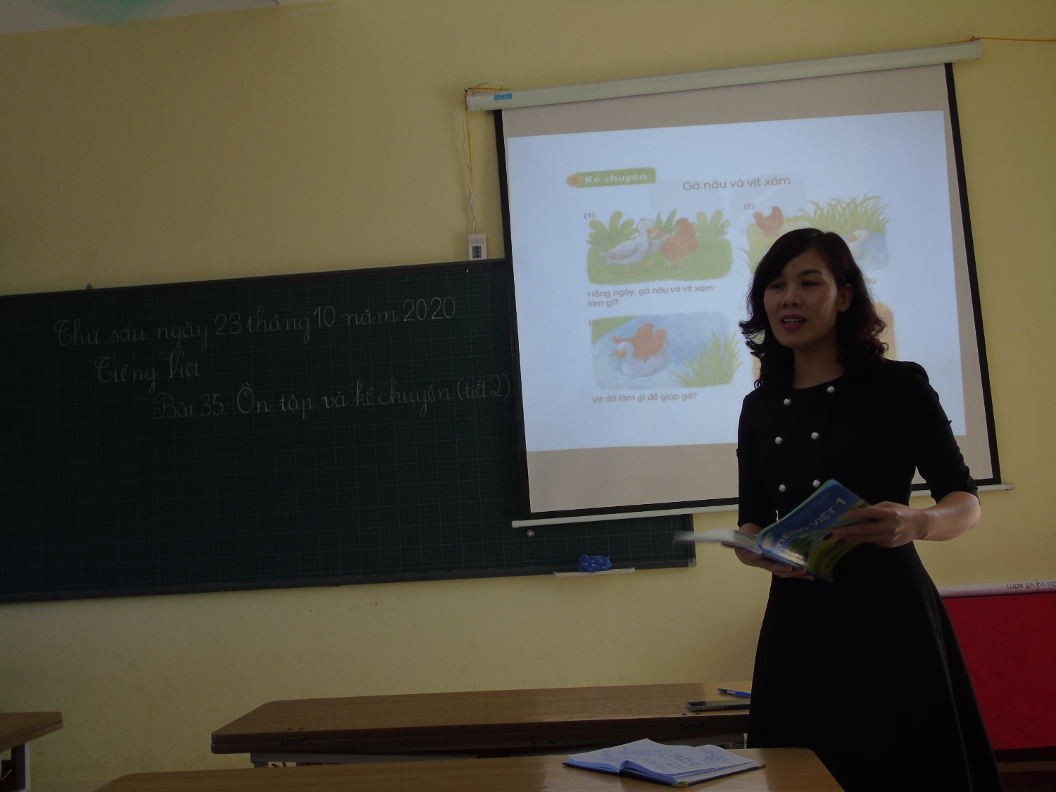 ĐC Huệ chỉ đạo dạy học TV 1