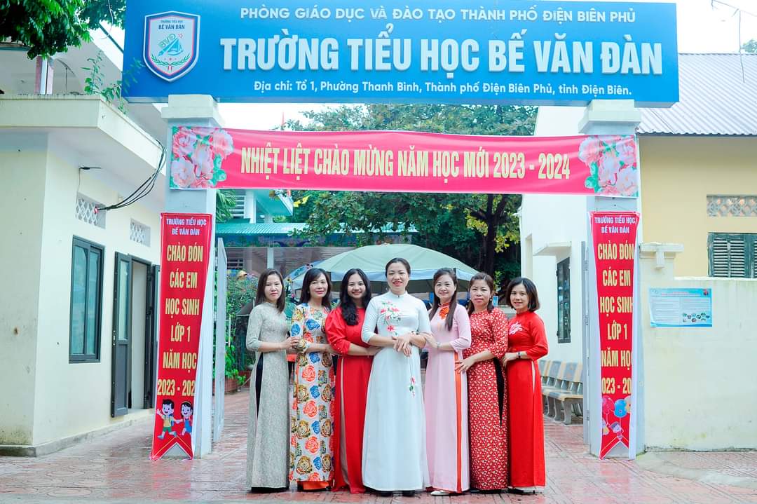 RỘN RÀNG NGÀY ĐẦU ĐẾN TRƯỜNG TRƯỜNG TIỂU HỌC BẾ VĂN ĐÀN NƠI GIEO MẦM NIỀM VUI VÀ HẠNH PHÚC!